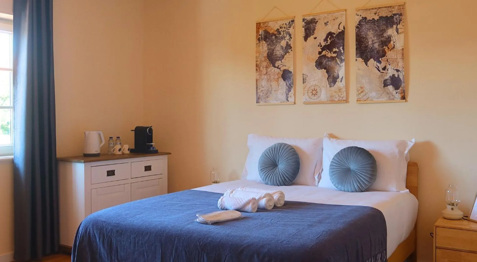 Art 4 You Carcavelos Suites