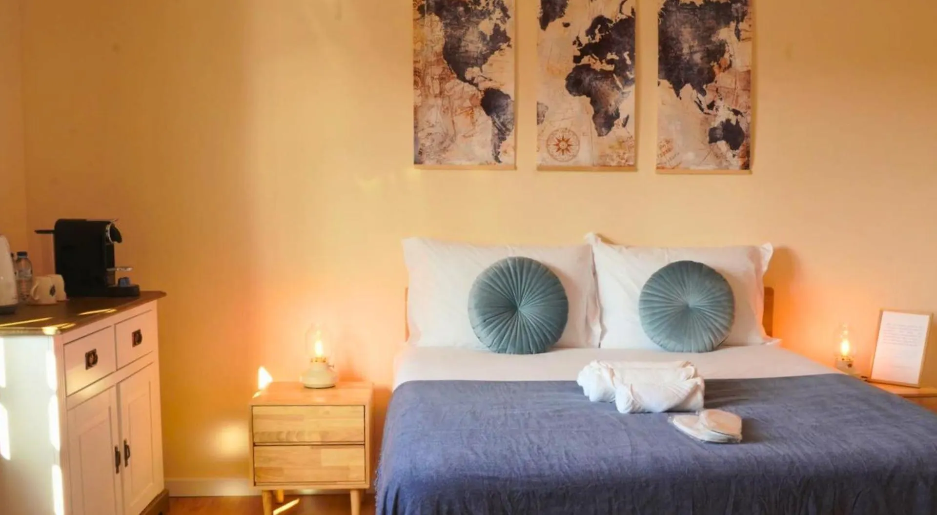 Bed & Breakfast Art 4 You Carcavelos Suites