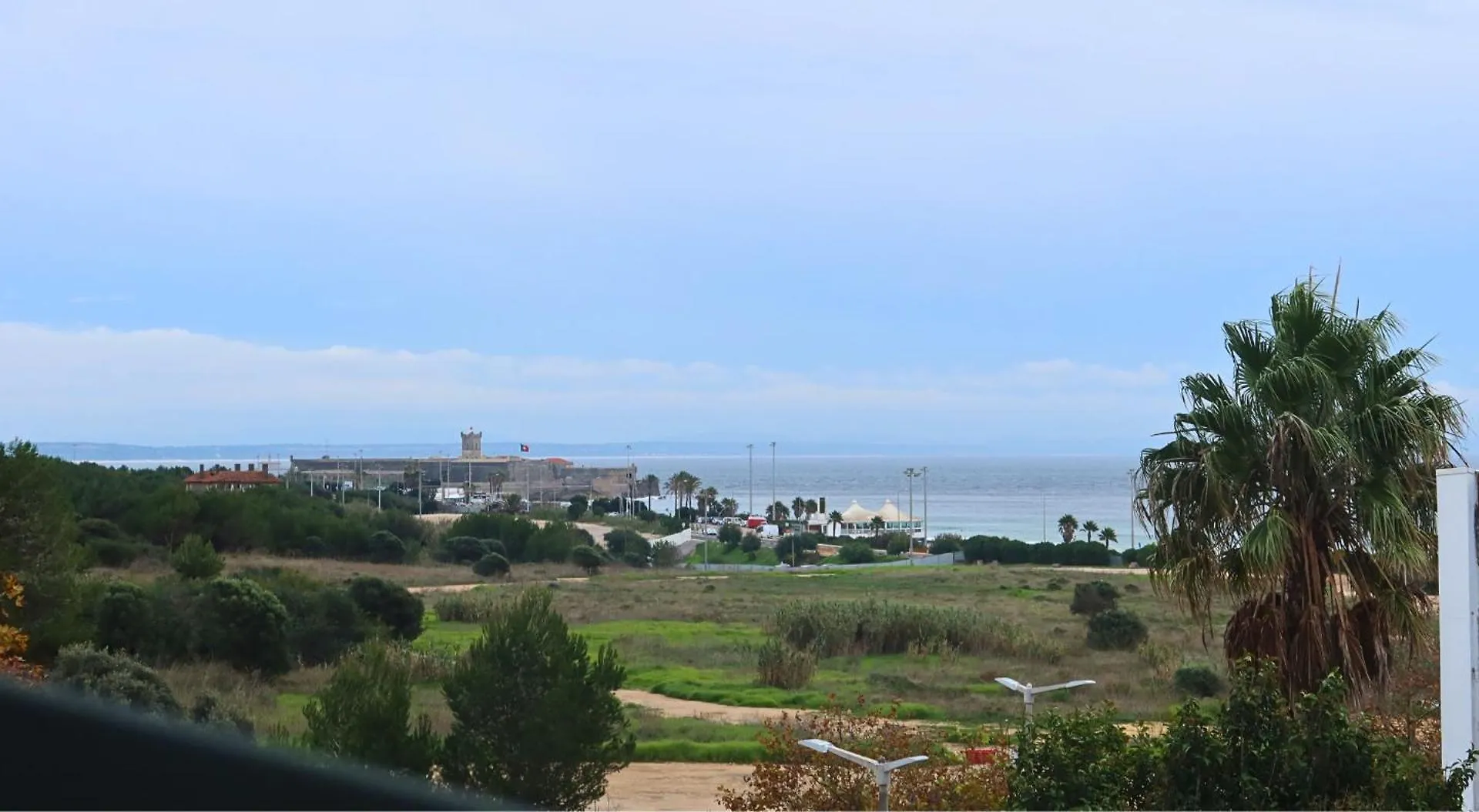 Bed & Breakfast Art 4 You Carcavelos Suites