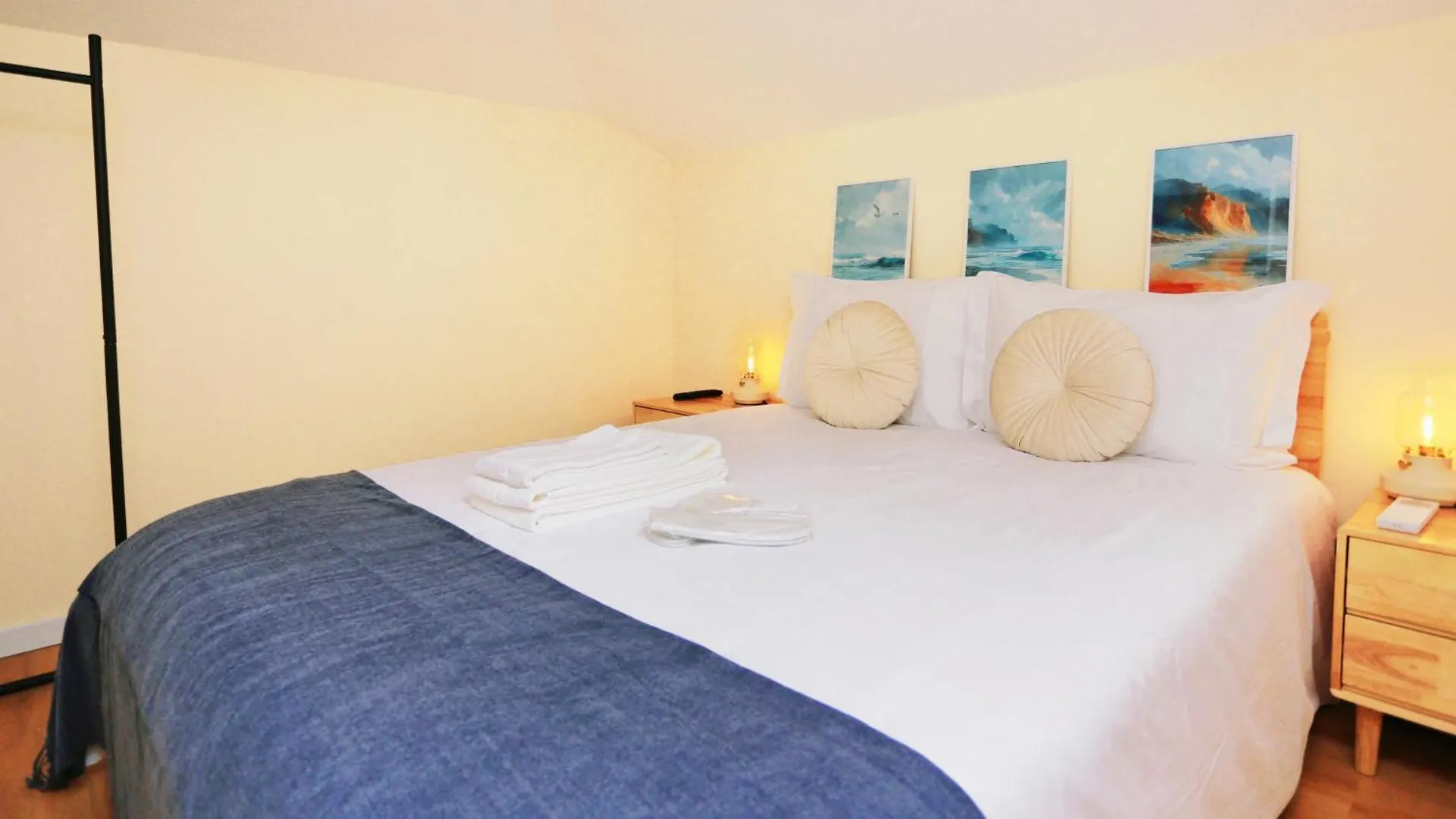 Art 4 You Carcavelos Suites Carcavelos (Lisbon)